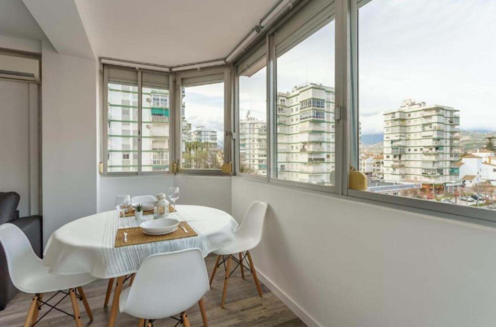 Plazamar Centro Apto 1 Dorm 3 Huesped Playa Wifi Torre Del Mar Εξωτερικό φωτογραφία
