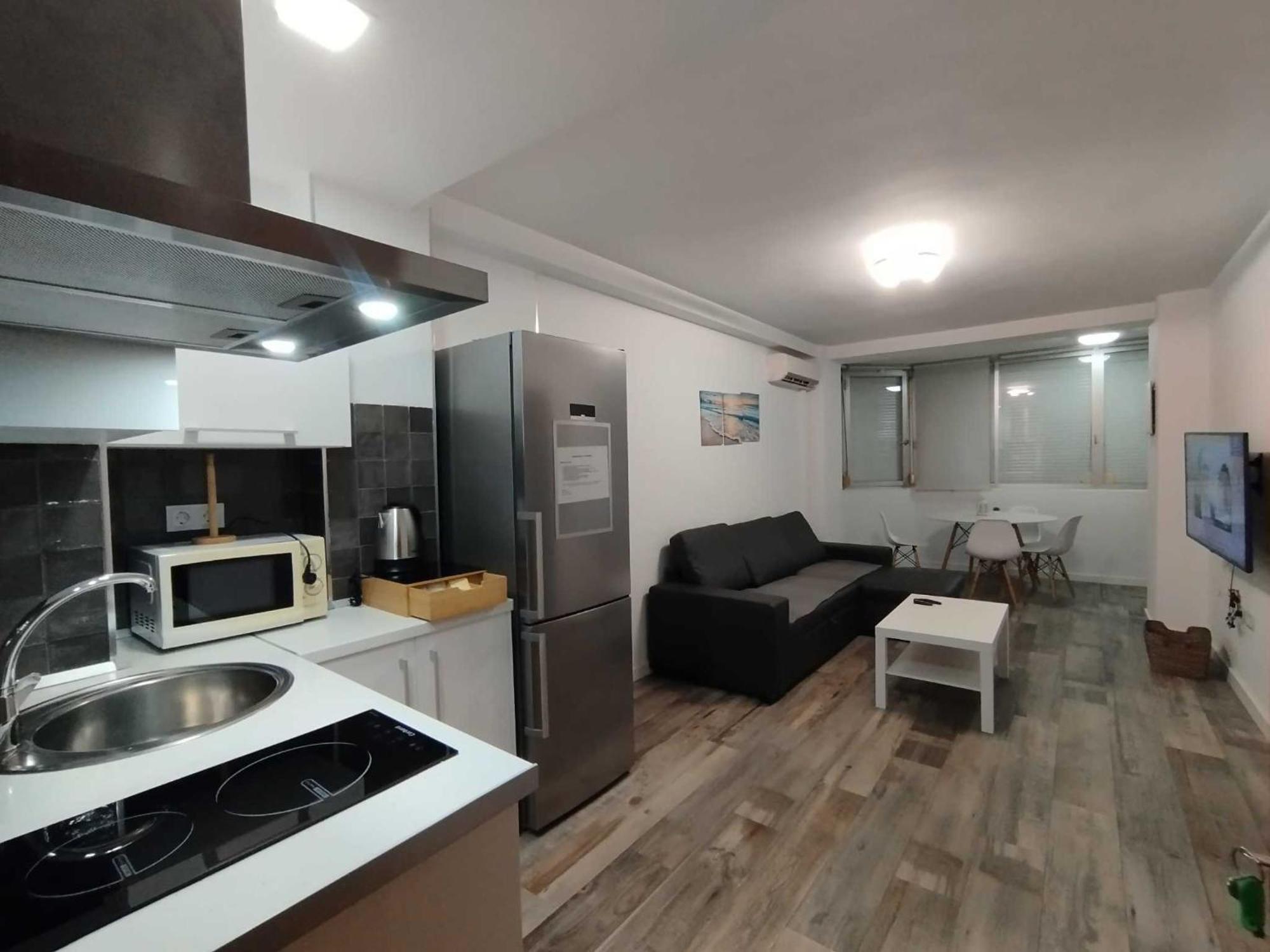 Plazamar Centro Apto 1 Dorm 3 Huesped Playa Wifi Torre Del Mar Εξωτερικό φωτογραφία